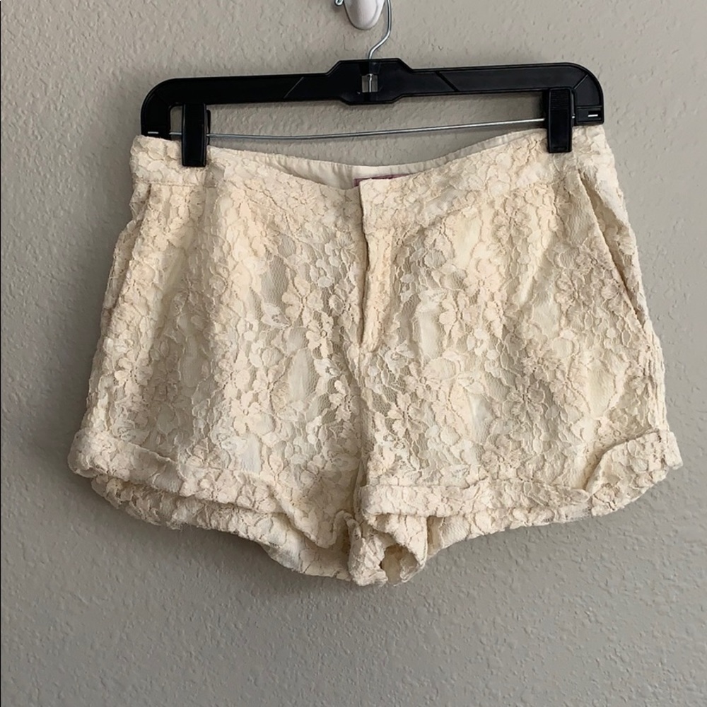 Cute rolled lace shorts
